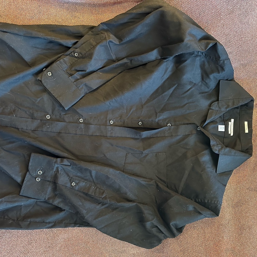Van Heusen Classic Black Shirt